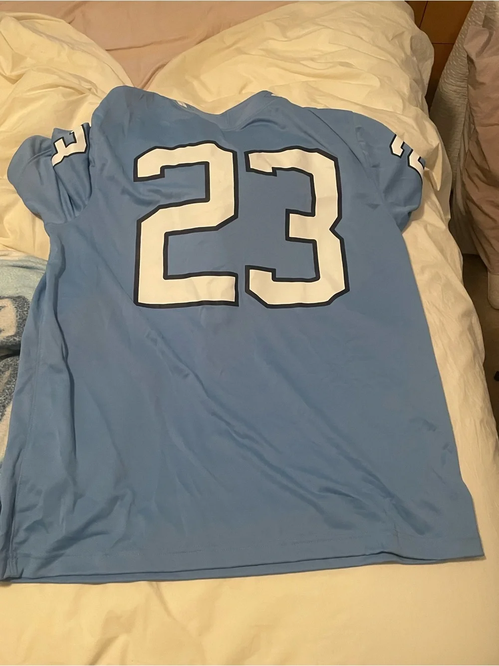 Jordan Men's size Large North Carolina Tar Heels football jersey like new